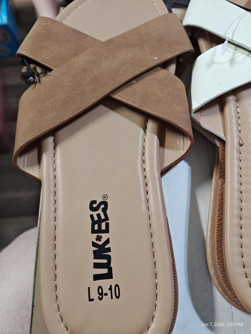 LUK EES by Muk Luks Sandals Women’s Tan  Criss Cross  Size 9-10